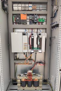 Stație de încărcare baterii Lithium-Ion
