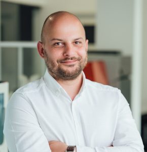 Endre Molnár, Director de vânzări, Admasys